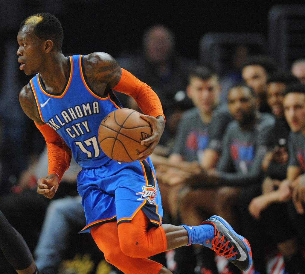 击中扮演了 击中扮演了