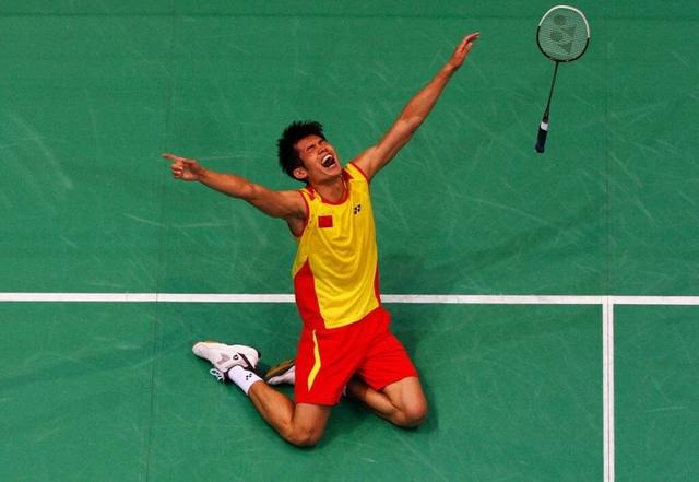 梅西等足球 梅西等足球